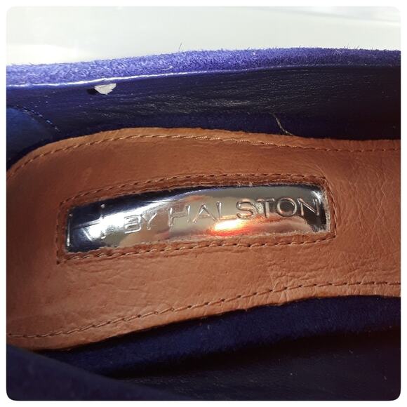 HALSTON Purple Blue Suede 4" Stiletto Skinny Heels Size 5.5 Petite Pumps Retro - Picture 7 of 12